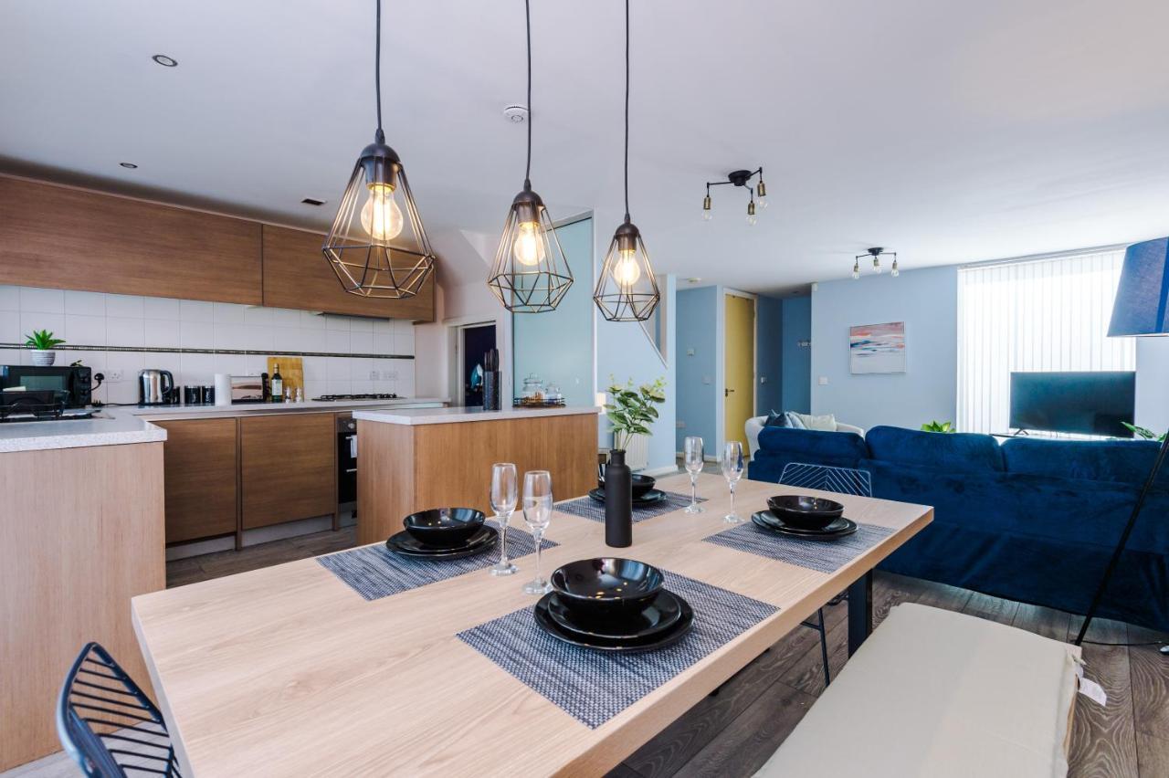 Luxury City Stay Coop Live & Etihad With Free Parking Manchester Exterior photo